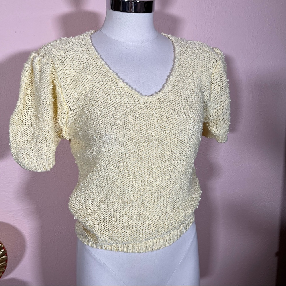 Vintage 70 80 Retro Pale Yellow Nubby Puff Sleeves Feminine Cropped Sweater - Picture 4 of 16